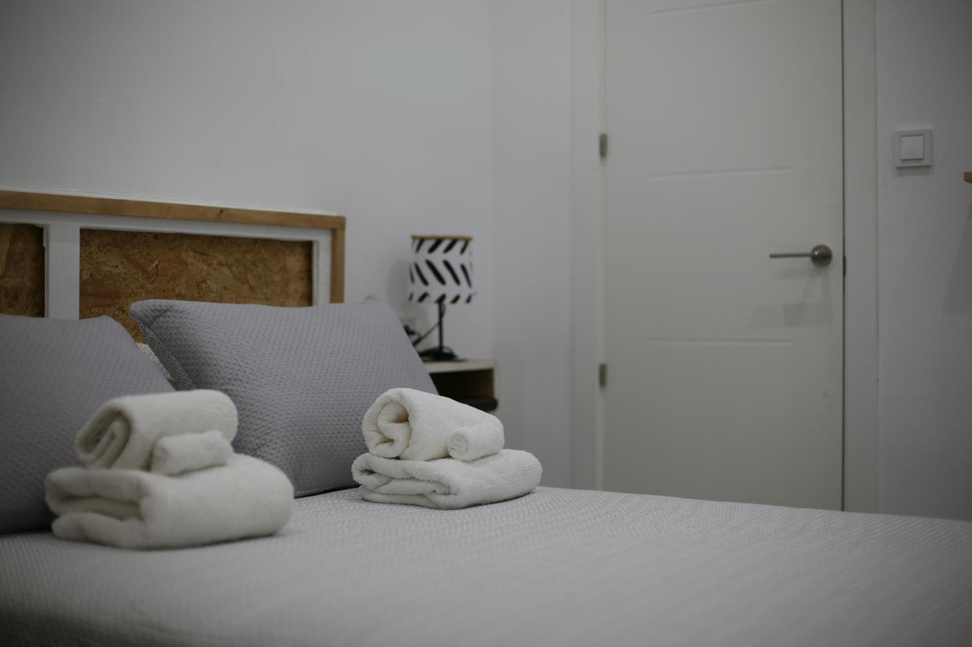 The Numid King Apartment Малага Стая снимка
