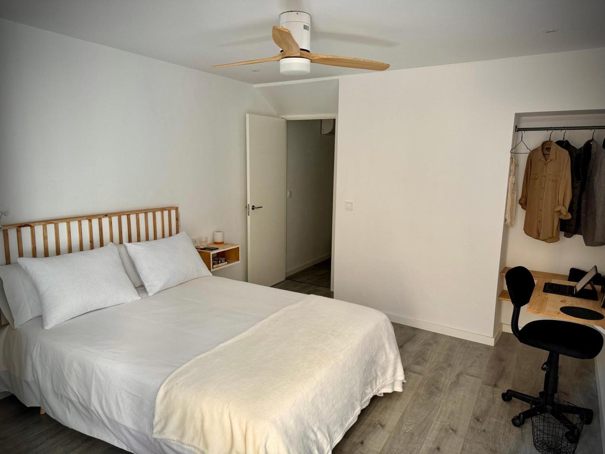 The Numid King Apartment Малага Стая снимка